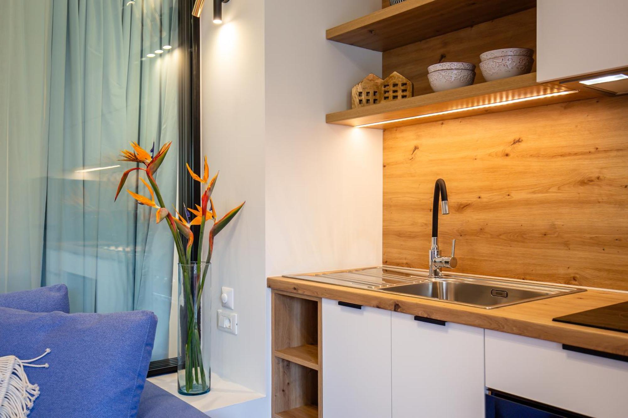 Lola Apartments 里亚帕德斯 外观 照片
