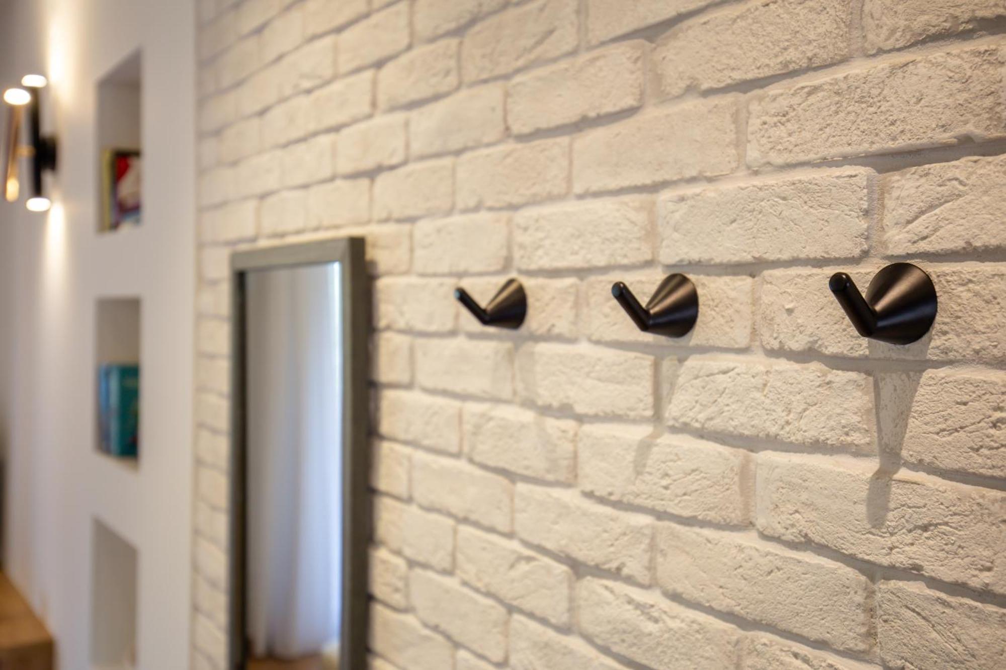 Lola Apartments 里亚帕德斯 外观 照片