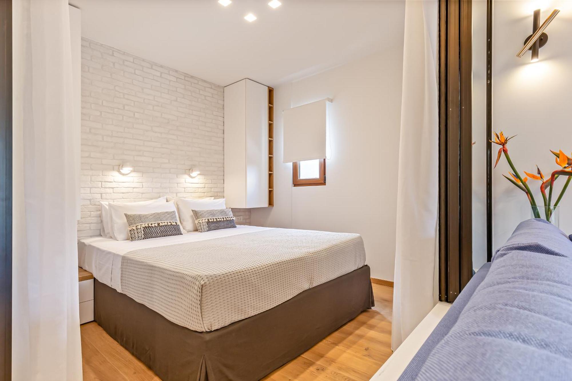 Lola Apartments 里亚帕德斯 外观 照片